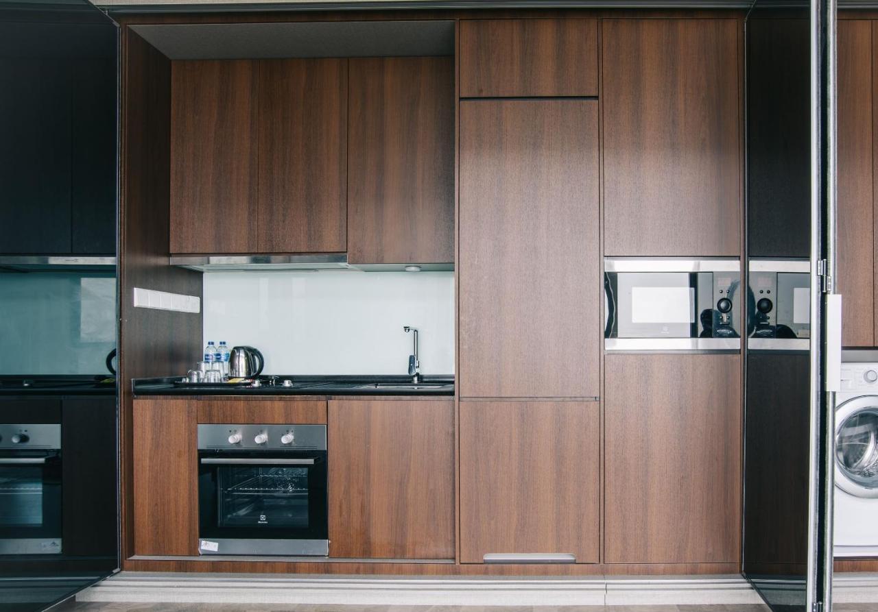 Expressionz Professional Suites By Mykey Kuala Lumpur Buitenkant foto A kitchen in a serviced apartment