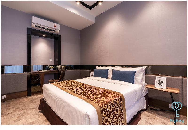 Expressionz Professional Suites By Mykey Kuala Lumpur Buitenkant foto Deluxe Room