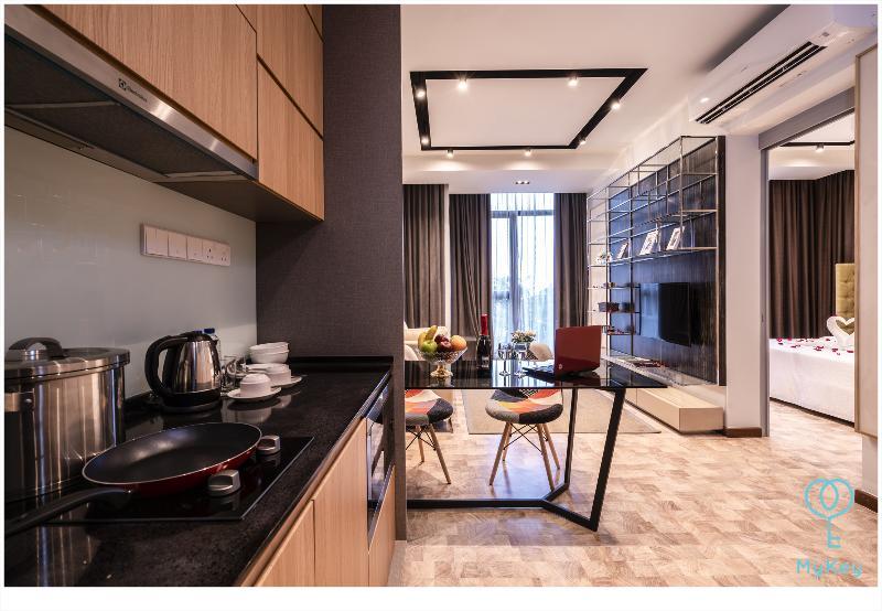 Expressionz Professional Suites By Mykey Kuala Lumpur Buitenkant foto The interior of a typical apartment